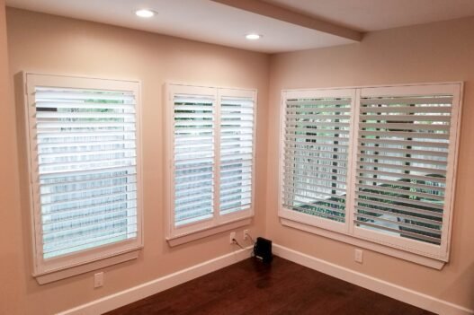 decowindowfashions_shutters_gallery (4)